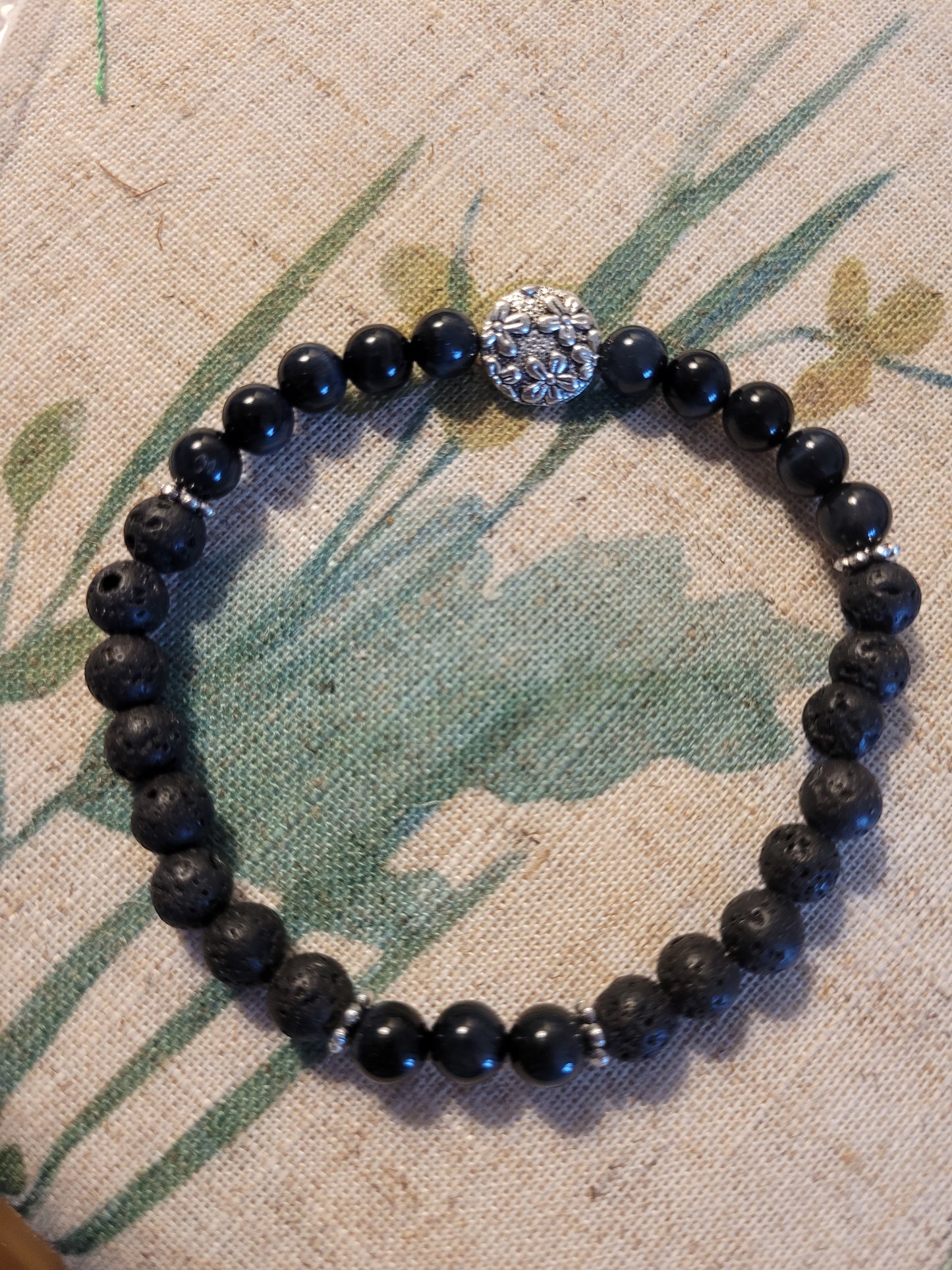 Bracelet en Lave, Labradorite et fleurs argentées