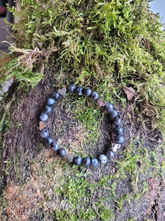 Bracelet en Labradorite et coeurs argentés