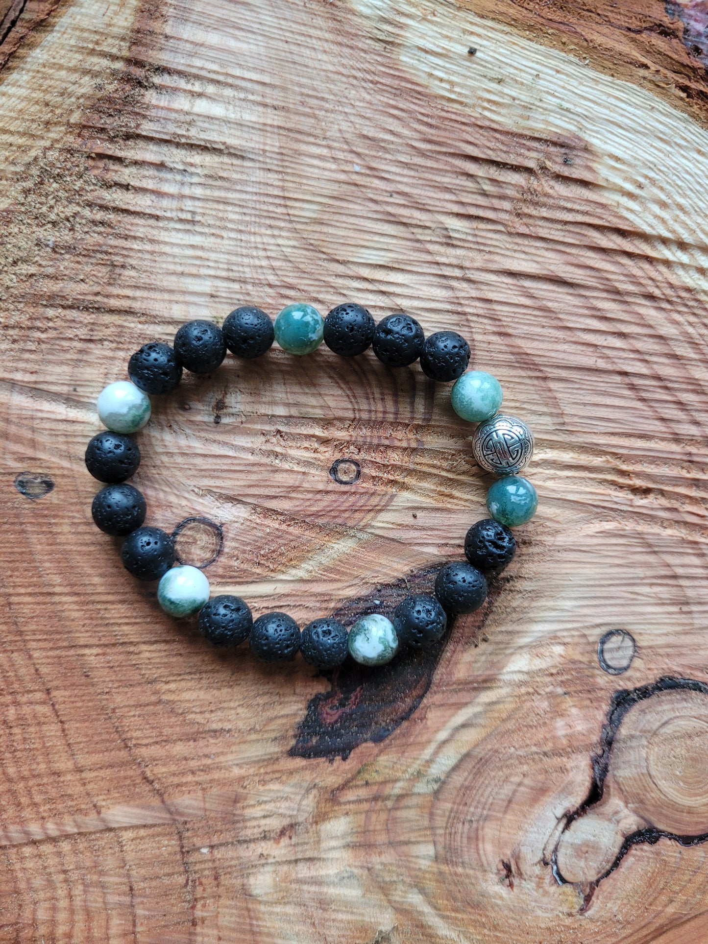 Bracelet en Lave et Tourmaline ou Agate Arbre