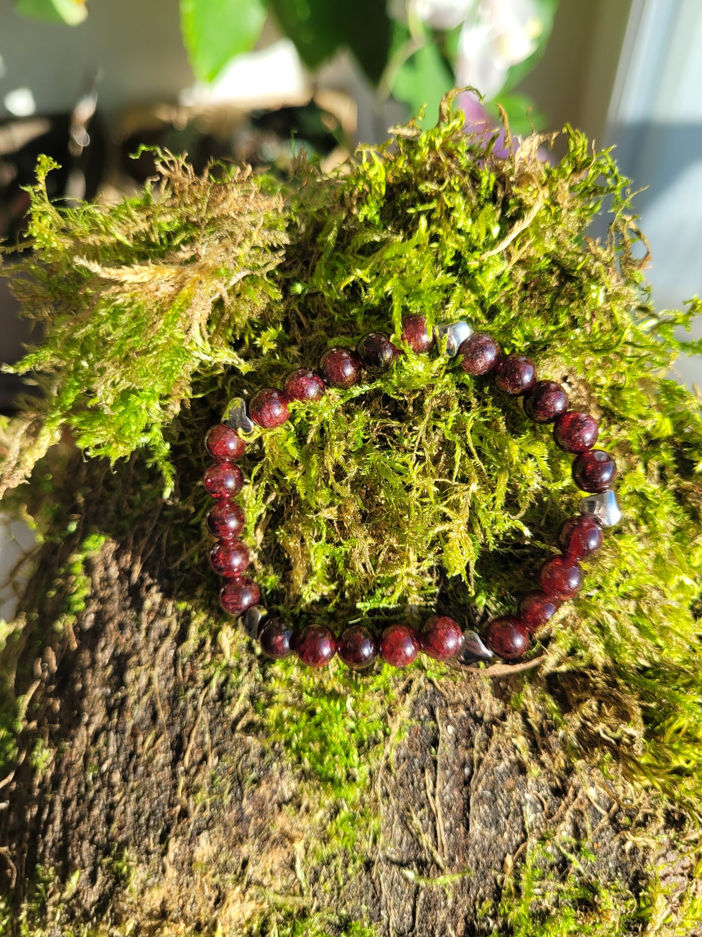 Bracelet en Grenat Almandin et coeurs argentés