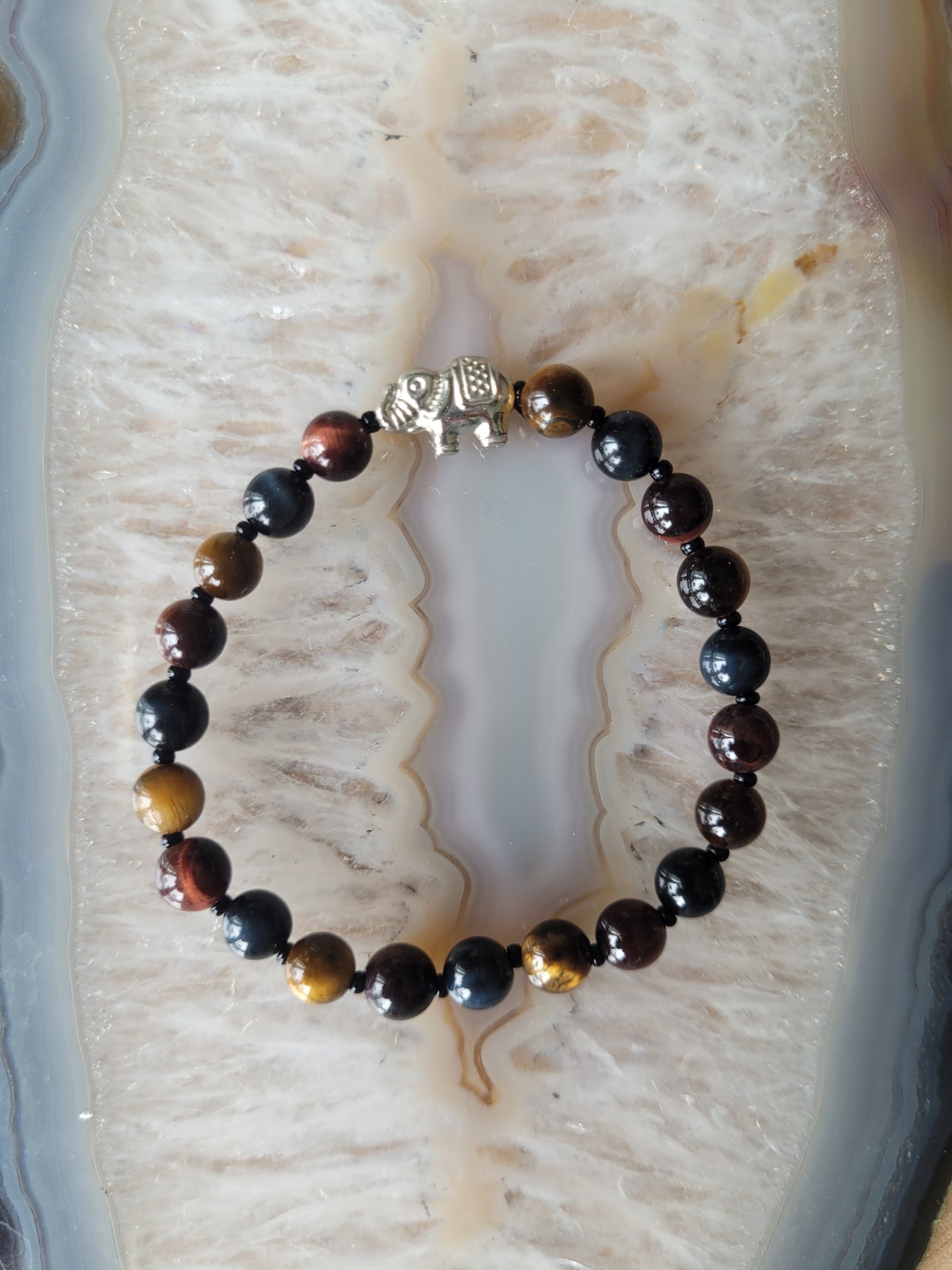 Bracelet de Protection en Oeil de Tigre, Oeil de Boeuf, Oeil de Faucon et éléphant argenté