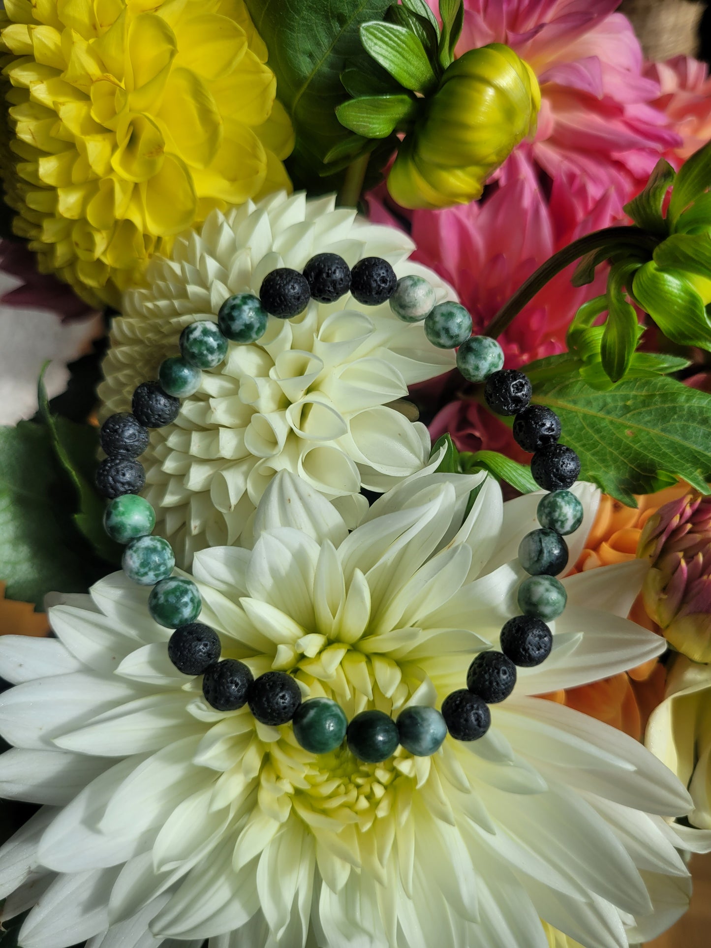 Bracelet en Lave et Agate Arbre