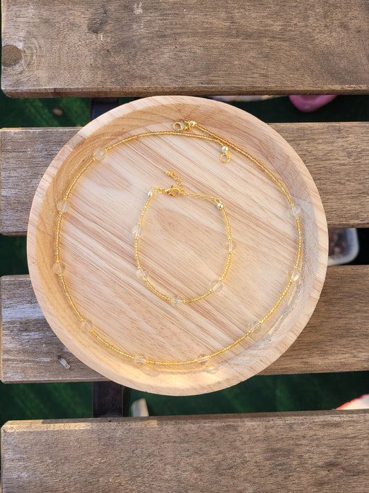 Collier et bracelet en Citrine claire et perles de rocailles dorées (ensemble)