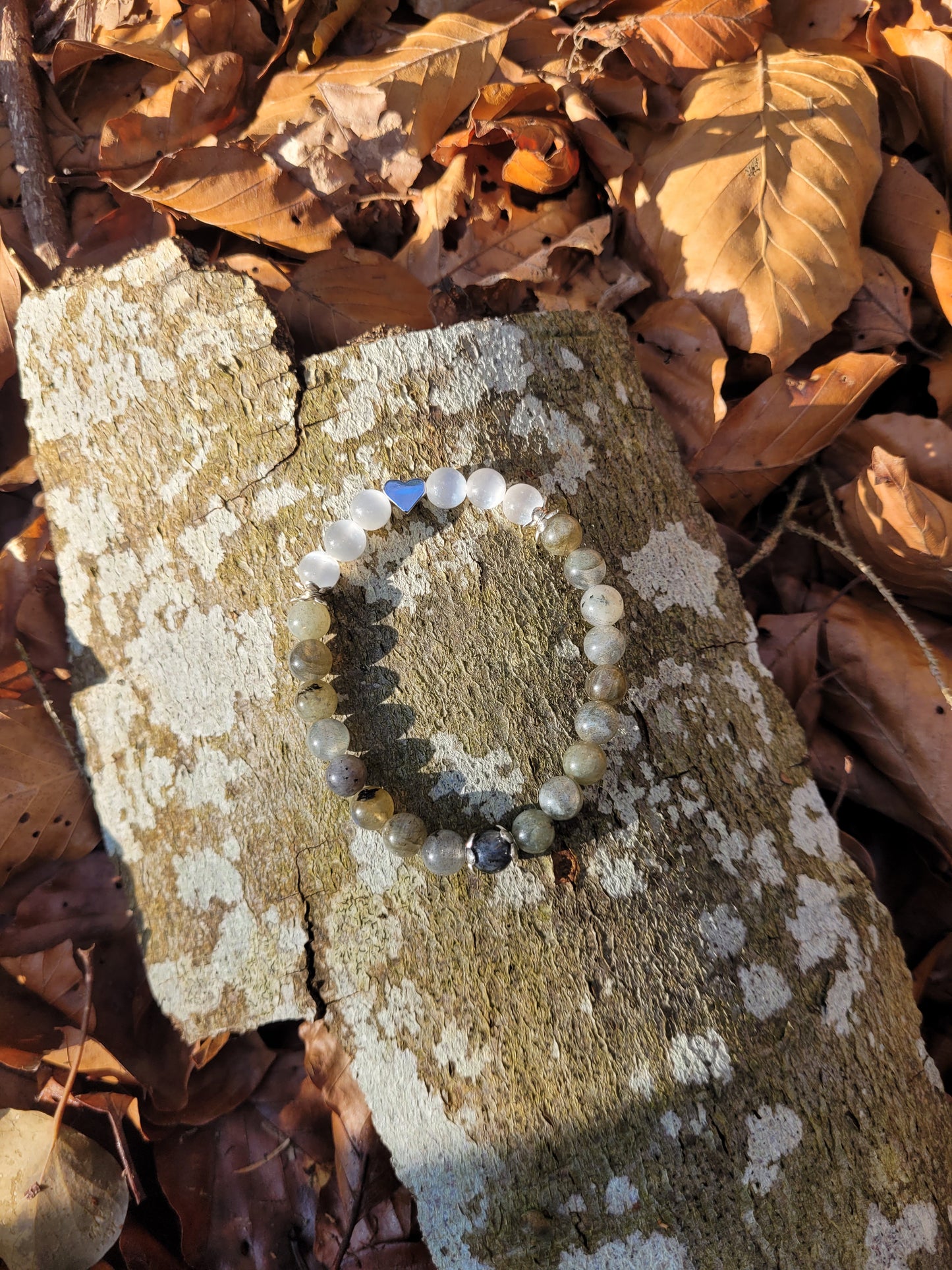 Bracelet en Sélénite, Labradorite et coeur argenté